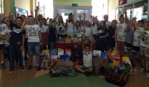 Zbiórka materialna Kibiców Legii Warszawa na rzecz schroniska w Celestynowie