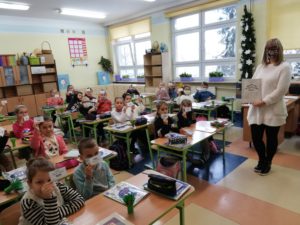 Pasowanie pierwszoklasistów na czytelnika